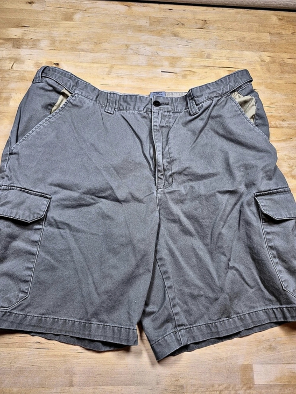 Geoffrey Beene Cargo Shorts Drab Green Waist 36